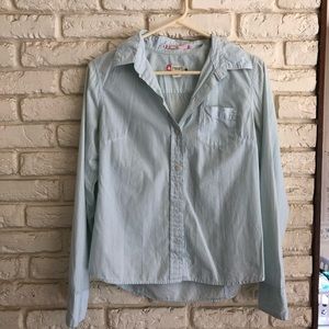 American Eagle loose fit ladies Button Up